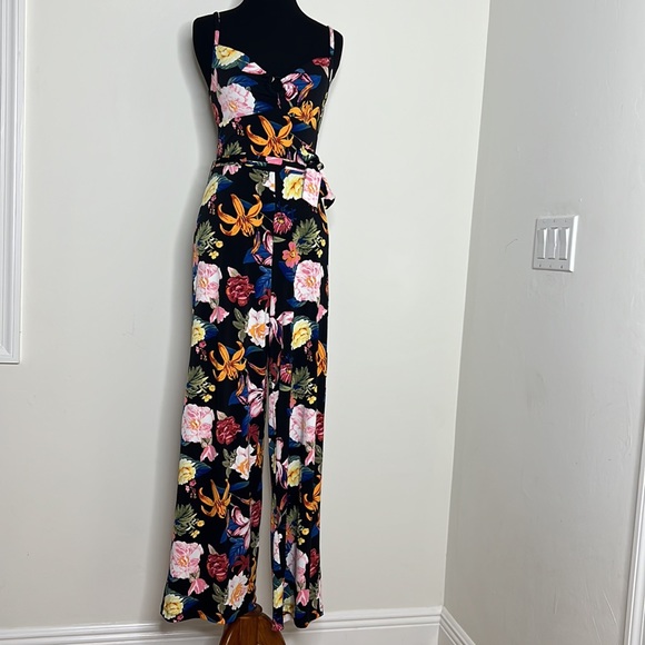 GUESS Black Floral Jumpsuit XS - Picture 1 of 7